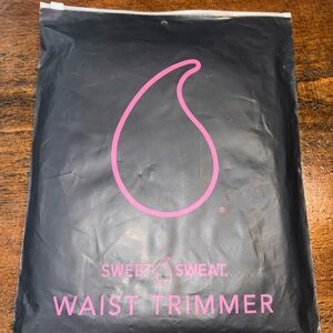 Sweet Sweat Waist Trimmer Band (Women & Men) - Trainer Belt - Black Pink Size L